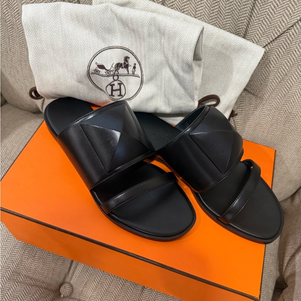 Hermes Sandal
